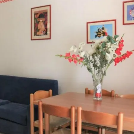 Comfortable In A Quiet Area But Close To The City Center *